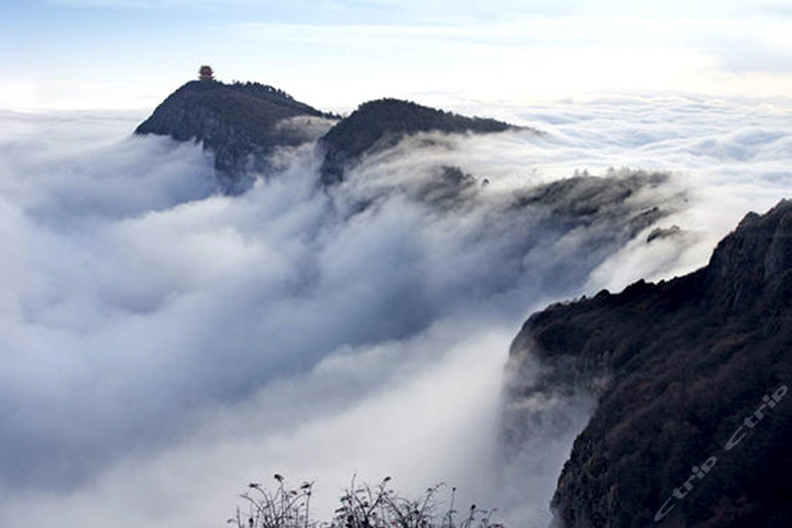 峨眉山金顶大酒店(普通标间-4.1起) 团购 - 酒店