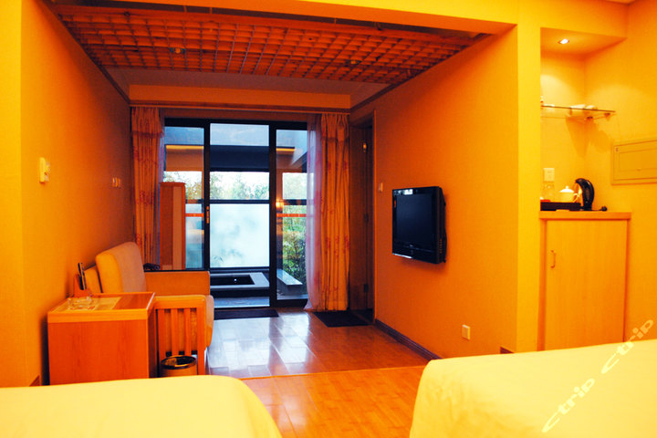 润清园温泉度假村(大床\/标间-周末假日)团购-酒