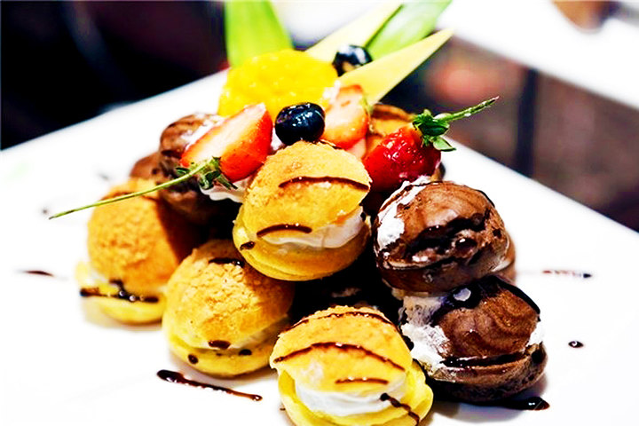 青岛海景花园大酒店-西式甜点及季节水果