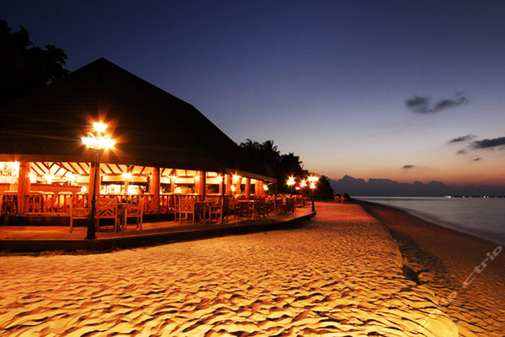 海外游-假日岛度假酒店+马累市区酒店团购-上