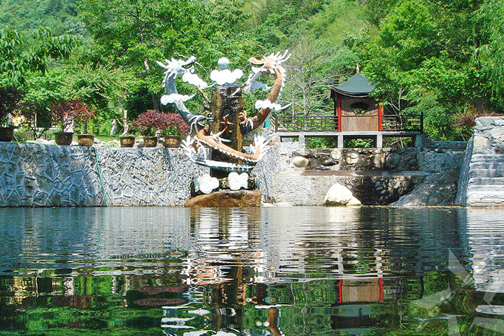 2017年5月29日临安神龙川沿溪而坐铜锅饭采集植物标本互动亲子活动一