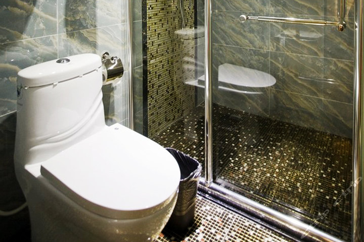 菲尼斯卡酒店(长沙宝南街店-甜蜜情侣房)团购-