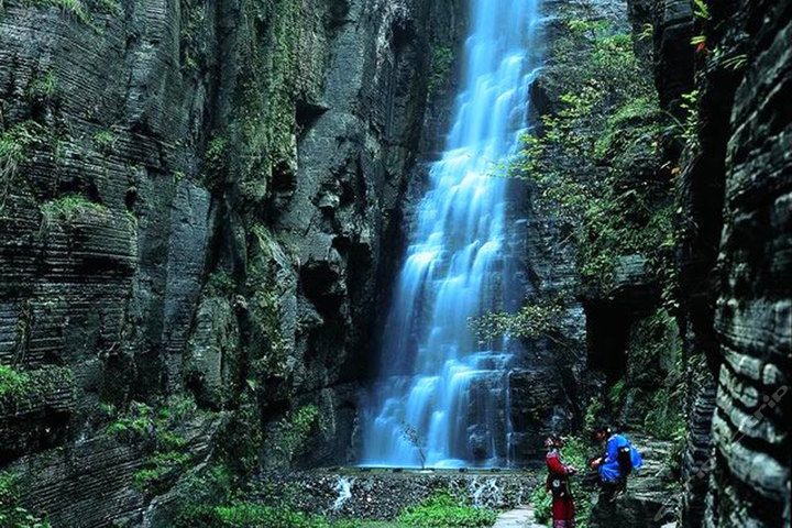 苗人谷苗寨 峡谷泛舟 山江苗寨1日游