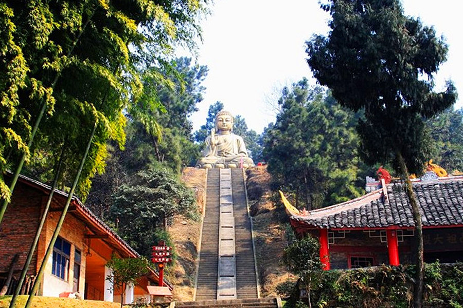 丹棱老峨山宾馆(标准间+景区门票)