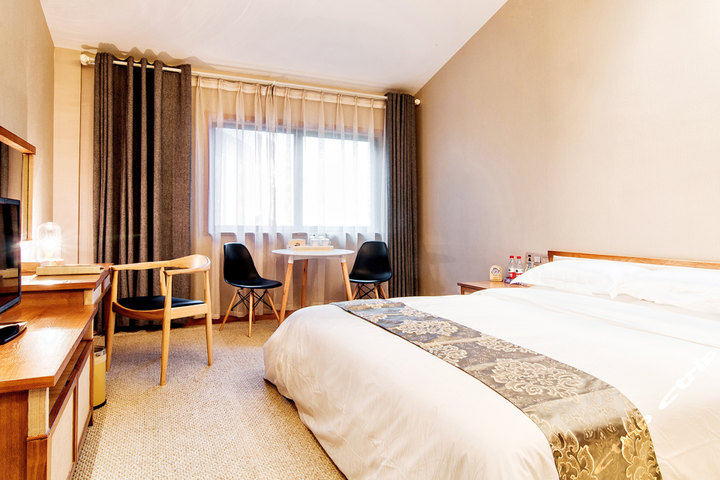 眉县太白山凤凰温泉(普通大床房-平日)团购-眉