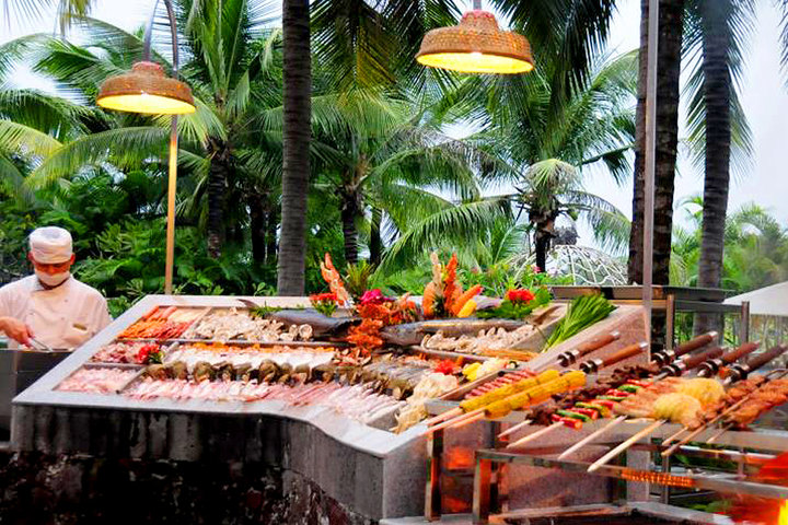 三亚国光豪生度假酒店—国光池畔海鲜烧烤
