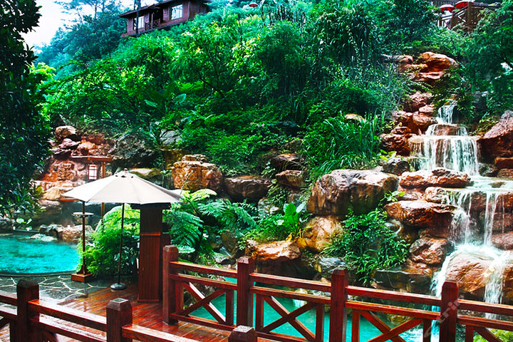 碧桂园广州凤凰城(高级房+锦绣香江温泉)-广州