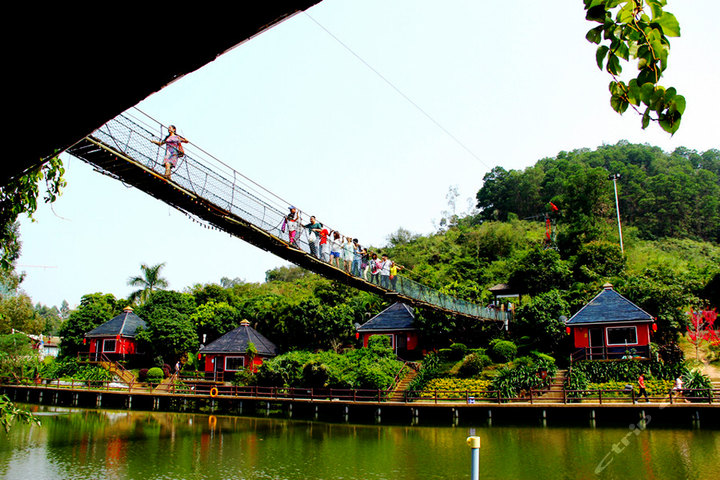 东莞龙凤山庄门票