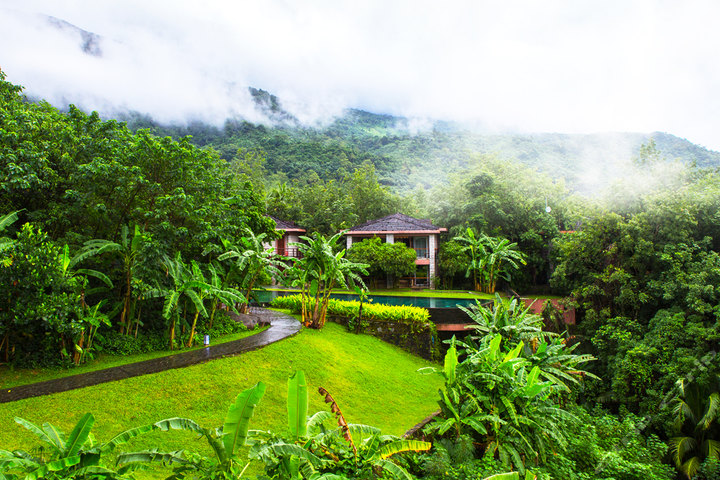 【买一送一 限量特惠】尊享海南七仙岭君澜度假酒店,海南香水湾君澜