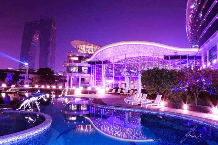 苏州中茵皇冠假日酒店(皇冠豪华房-双早)团购-酒店团购-【携程团购】