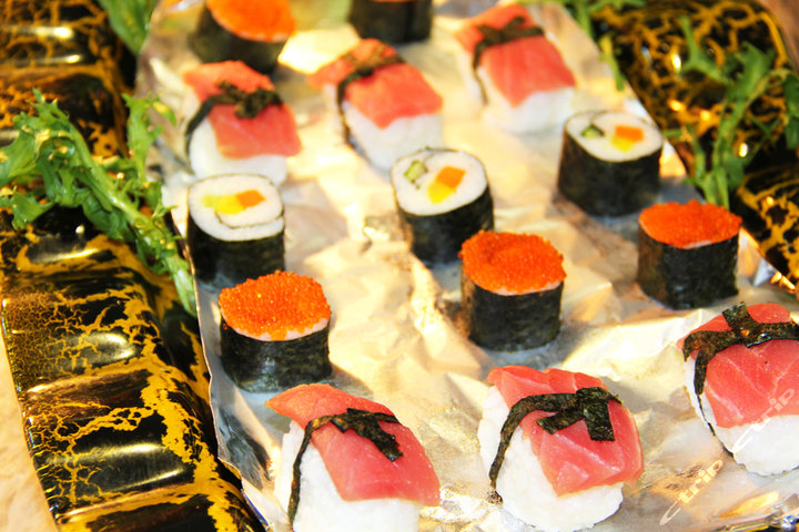 重庆财富中心戴斯商务酒店主题自助餐团购-原