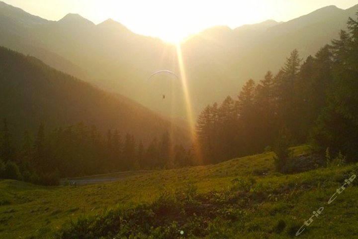 富阳永安山滑翔伞训练基地(滑翔伞双飞票)团购