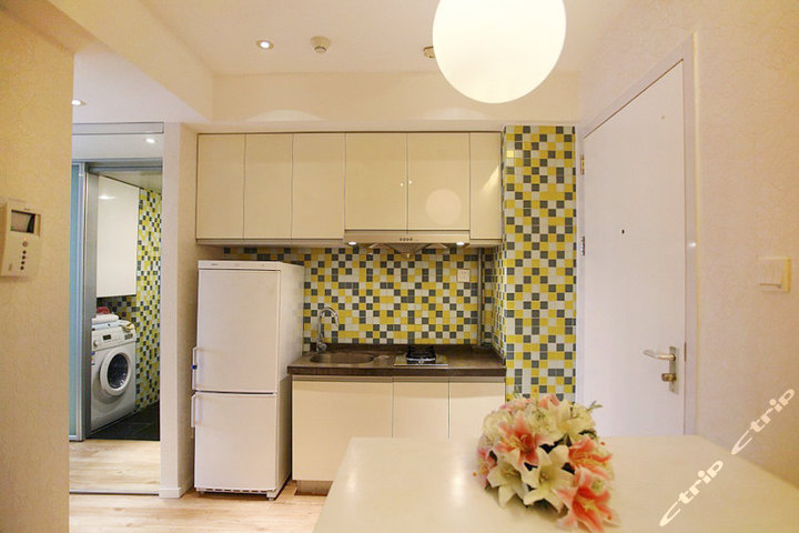 怡家(南京木马公寓店)(豪华大床房)团购-南京酒