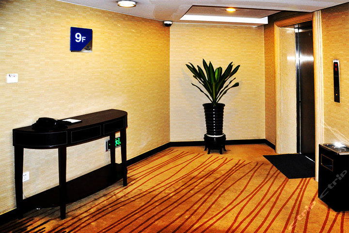 石家庄中铁商务广场酒店(商务大床房)团购-石家