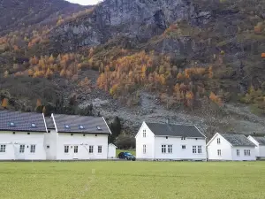 Brekke Apartments