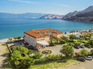 Hotel Dobrovit