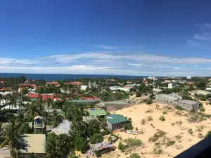 Mũi Né Hills Backpackers