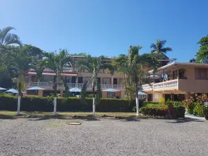 House of the Macaws