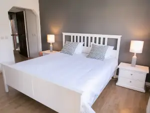 The Salty Pelican Beach Retreat