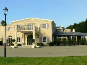 Riviera Resort Airport Modlin