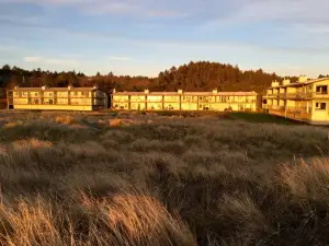 Hi-Tide Resort