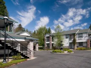 Grass Valley Courtyard Suites