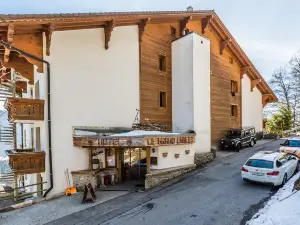 โรงแรมเลอกรองชาเล่ต์