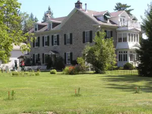 Spruceholme Inn
