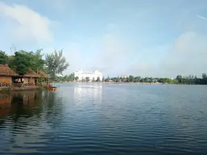 Ho Nam Resort