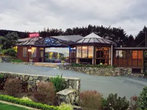 Aotea Lodge