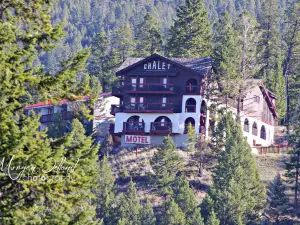 Radium Chalet