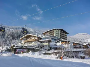 Hotel Waldfriede - der Logenplatz im Zillertal