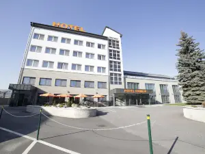 Hotel Familia