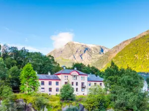 Slottet Apartments