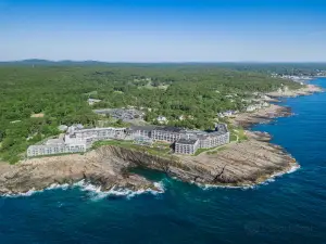 Cliff House Maine