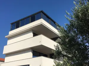 Mirabilis Residence