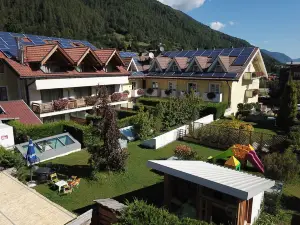 Alpholiday Dolomiti Wellness & Family Hotel