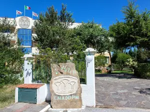 Hotel Cala Dei Pini