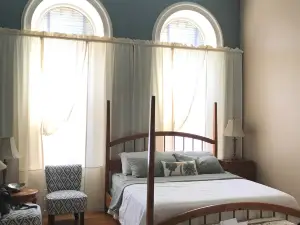 23 Steps Inn