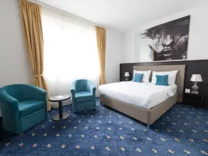 Hotel Astral