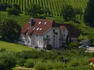 Castell Hotel & Restaurant