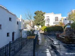 Villa Turistica de Bubion