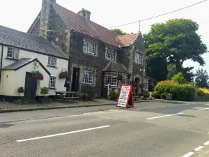 Fox & Hounds Hotel