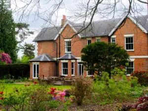 Claridge House