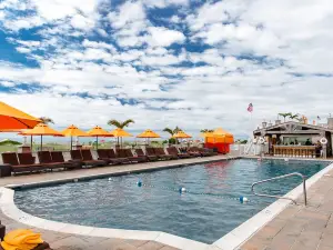 Ocean Club Hotel