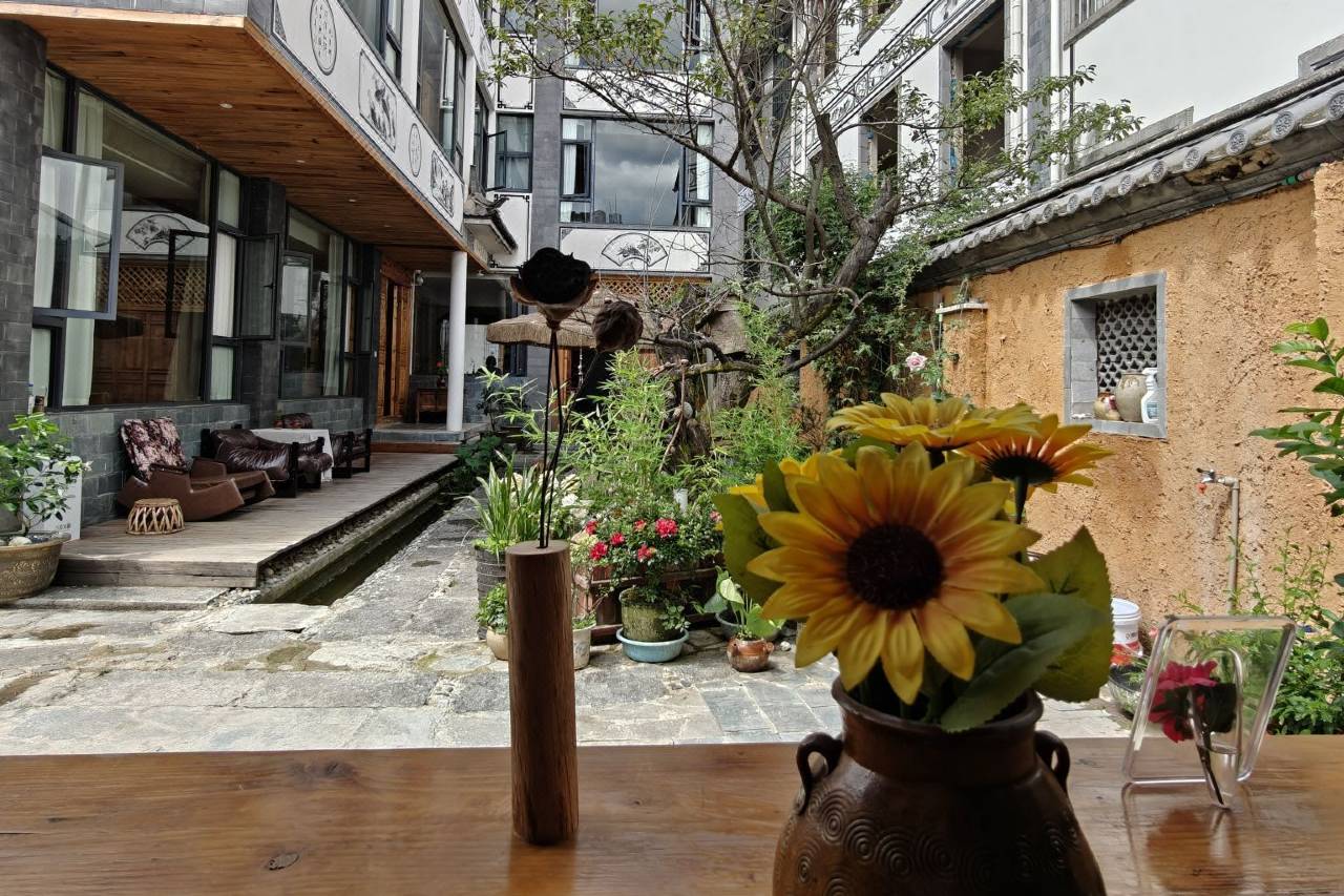 住客实拍 景迈山-清碧-榻榻米双床房I亚朵零压深睡+120寸投影