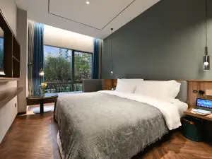 Color and Light Hotel Beijing Guomao CBD