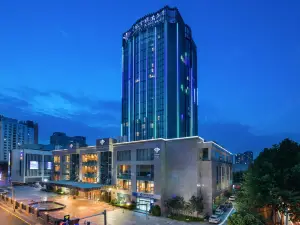 엠파크 그랜드 호텔
