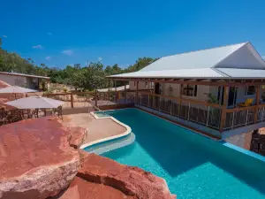 Cygnet Bay Pearl Farm