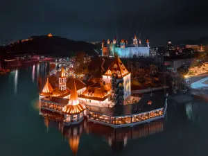 Deyang Castle Hotel